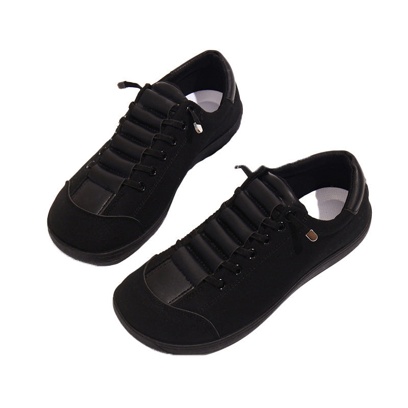 Lette sneakers for damer med bred tåboks